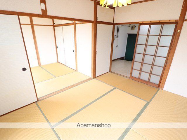 楠ヶ台荘の内装写真