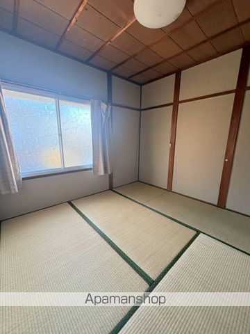 高尾アパートの内装写真