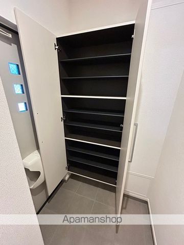 フェリチタ アイの内装写真