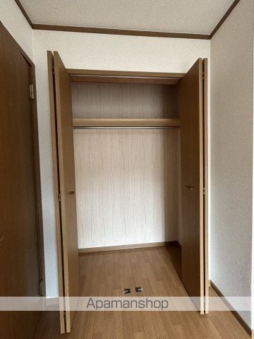コリ-ヌ メゾンの内装写真