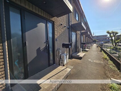 絹の道[2DK/56m2]のエントランス4