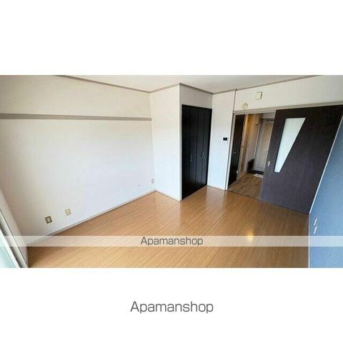 ウィザード九工大前の内装写真