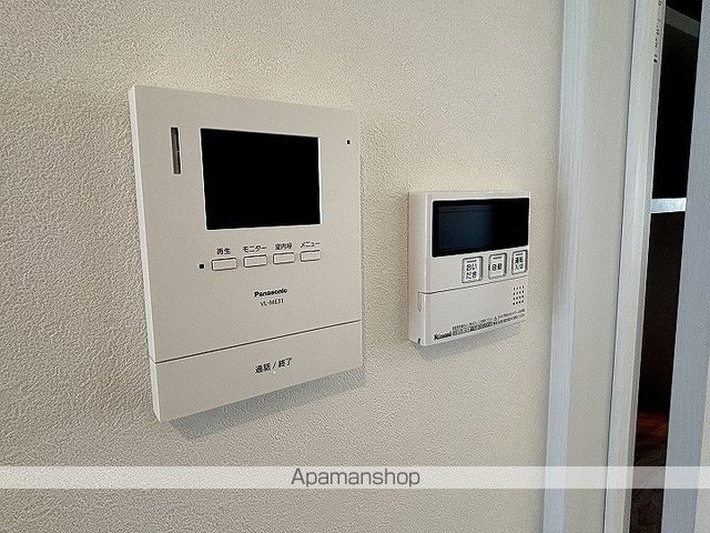曳馬ガレージ付戸建の内装写真
