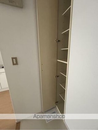 東京都新宿区荒木町[1R/21.5m2]の収納