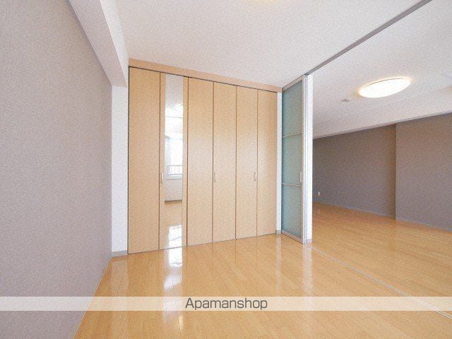 サムティ学園前の内装写真