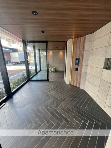 パークアクシス新宿西落合の玄関写真