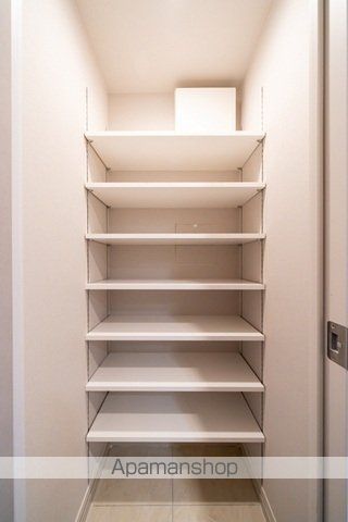 シーズンフラッツ高砂の内装写真