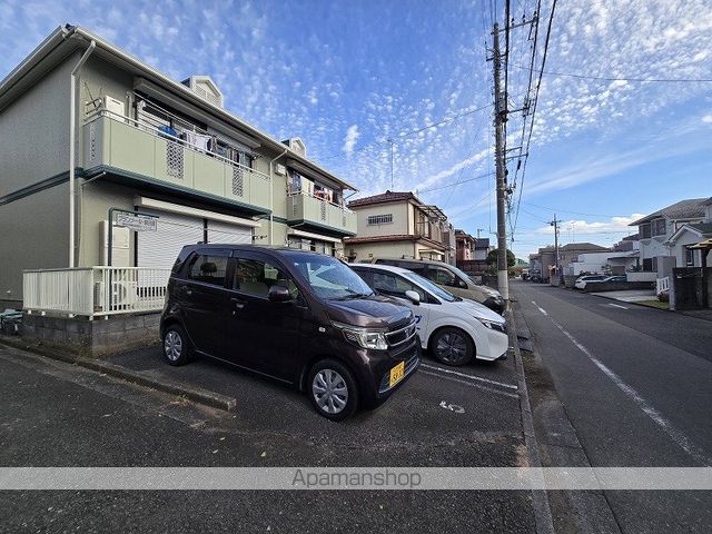 グランメール南田園[2LDK/50m2]の駐車場