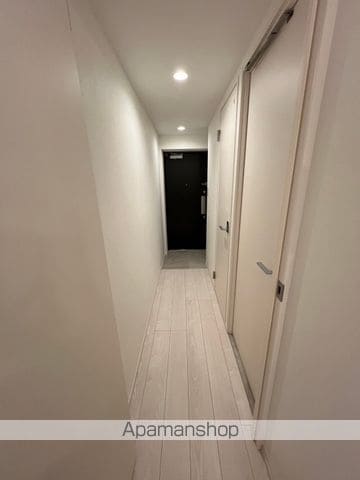 【新宿区北新宿のマンションの写真】