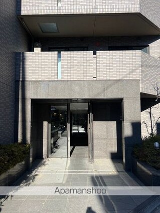 東京都中野区弥生町５丁目[1K/20.25m2]のエントランス