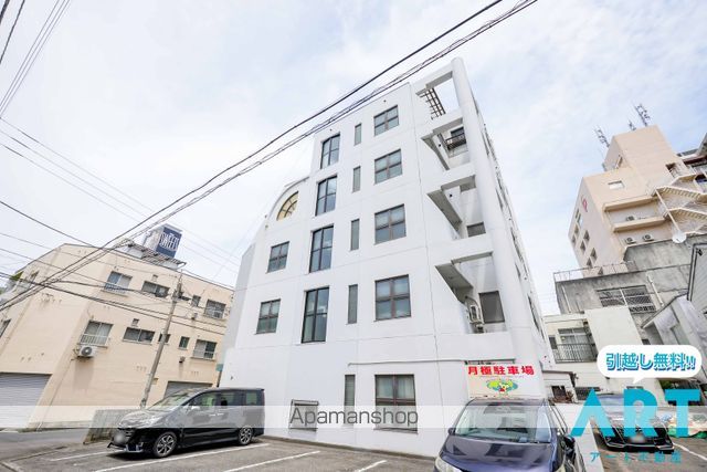 ニュー三番町ハイツの外観写真