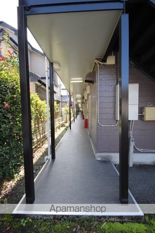 エクセレントプラザの玄関写真