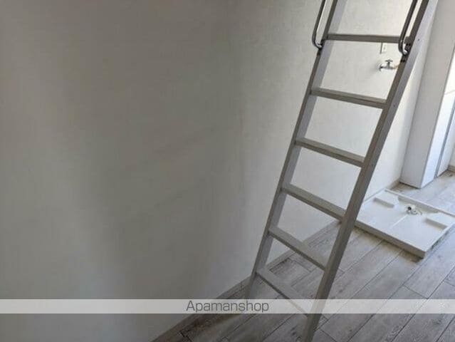 b’CASA井土ヶ谷IIreーbornの内装写真