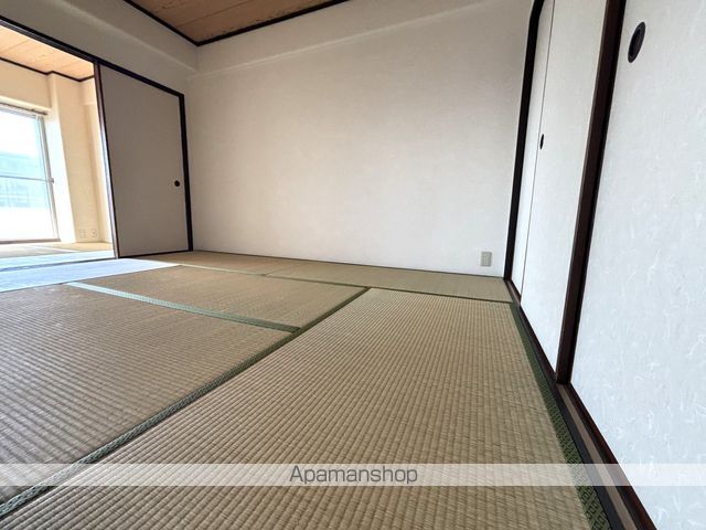 岸和田コーポラス3号棟の内装写真