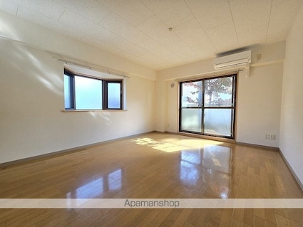 ＹＫグリーンハイツ[1K/34.62m2]のリビング・居間