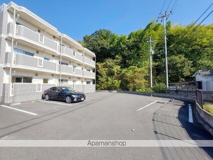 ｇｒｏｓ－ｇｒａｉｎ[1LDK/41.05m2]の駐車場