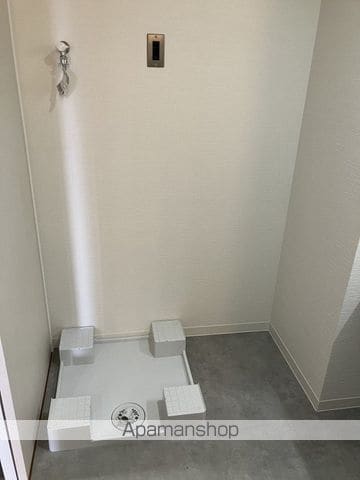 リヴェルナ平尾の内装写真