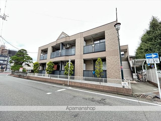 カステリーノの外観写真