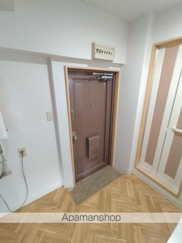 MAISONDOLLTENJINBASHIの内装写真