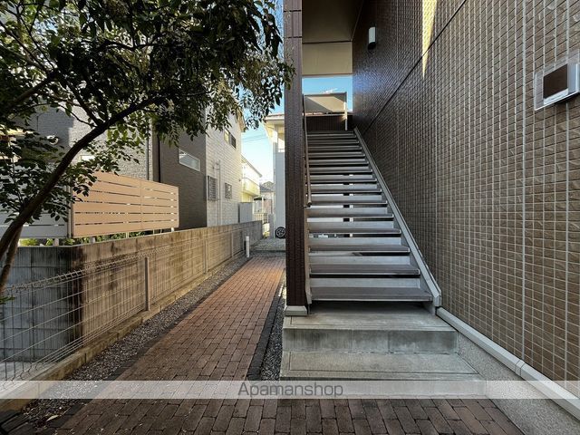 ベルメゾン荒川の玄関写真