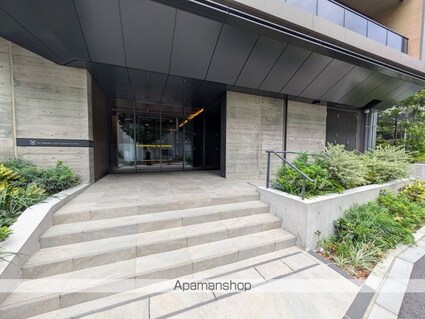 東京都中野区弥生町２丁目[1LDK/40.36m2]のエントランス