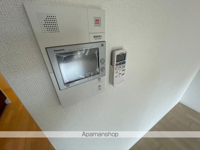 セレニテ江坂ルフレの内装写真