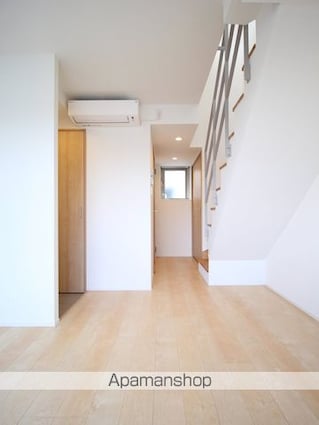 東京都世田谷区代田６丁目[1LDK/41.07m2]の玄関