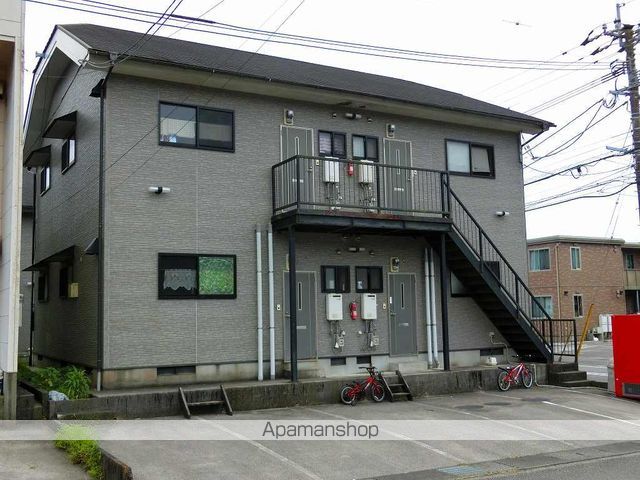コーポナスH棟の外観写真