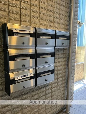 グローブシティ本駒込ANNEXの玄関写真