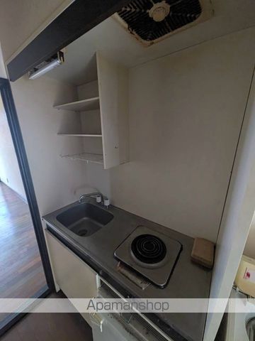 ペルソンヌ下依知の内装写真