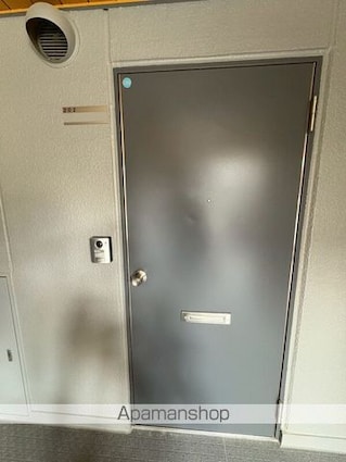 ＲＥＺＥＴ柏[1R/18.72m2]のエントランス