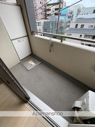 東京都新宿区中落合１丁目[1R/27.01m2]のバルコニー