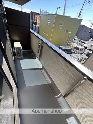 ウエスト　コミタリアⅢ[1LDK/42.59m2]のバルコニー