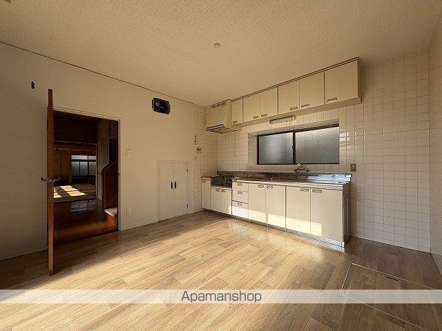 宮原1丁目戸建ての内装写真