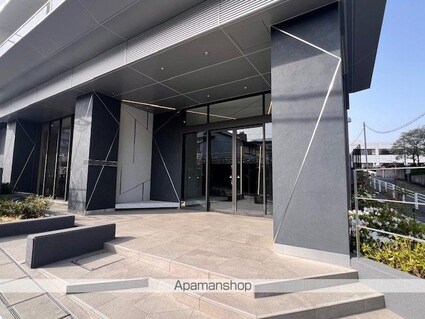 パークホームズ柏あけぼの二丁目[3LDK/81.99m2]のエントランス