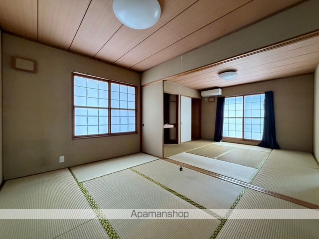 函館市電本線湯川線 五稜郭公園前駅 徒歩15分 3階建 築41年の内装写真