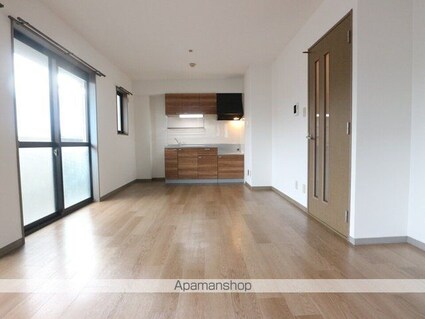 フォブール高岡[2LDK/55.9m2]のリビング・居間