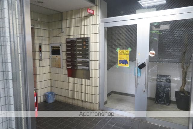 エスパシオ大町IIの玄関写真