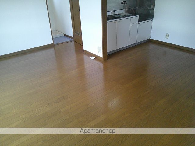 ハイツ岡沢の内装写真