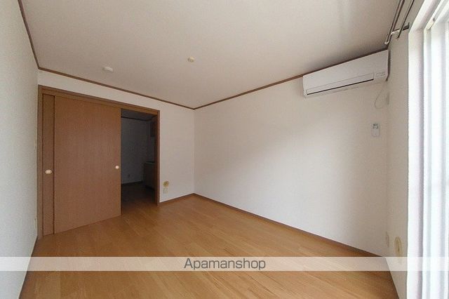 グローリアスIの内装写真