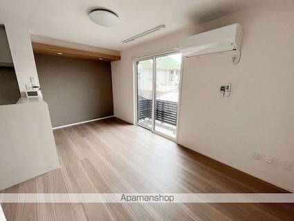 Ｇｒａｎｄーｒｏｏｍ衣山[2LDK/58.76m2]のリビング・居間
