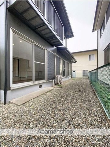 日豊本線 亀川駅 徒歩15分 2階建 築44年の外観写真