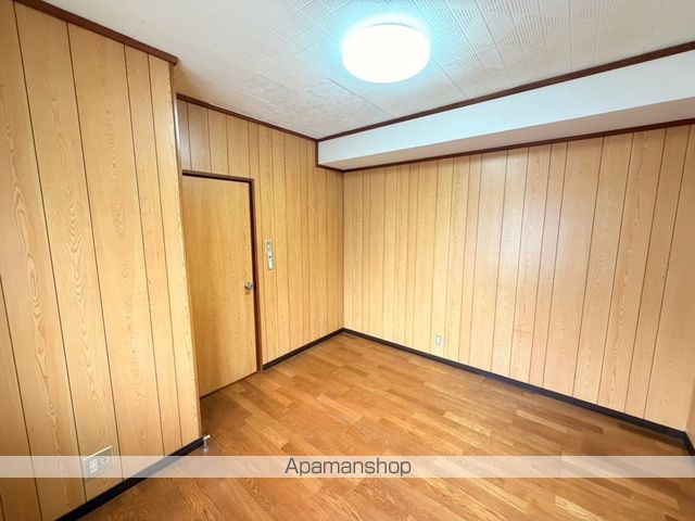 SRSTビルの内装写真