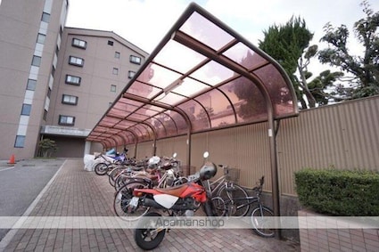 エシャンジゥル松山[3LDK/72m2]の共用部1