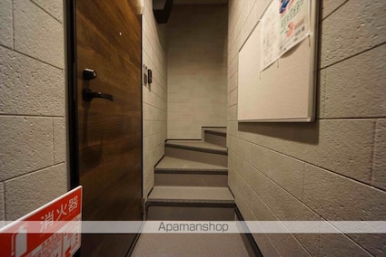 サンレジデンス岩塚[1LDK/28.36m2]のロビー