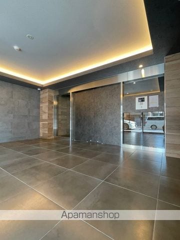 GENOVIA綾瀬skygarden(ジェノヴィアアヤセスカイガの玄関写真