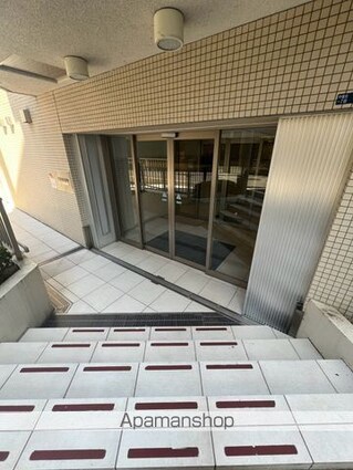 東京都新宿区中落合１丁目[1K/23.76m2]のエントランス