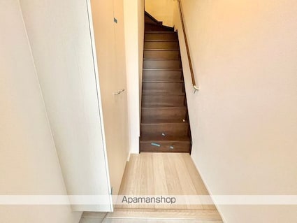 クレール[2LDK/55.71m2]の玄関