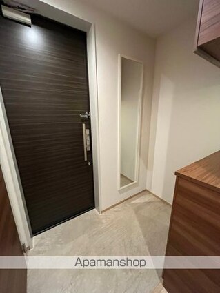 和歌山県和歌山市小雑賀[2LDK/62.03m2]の玄関