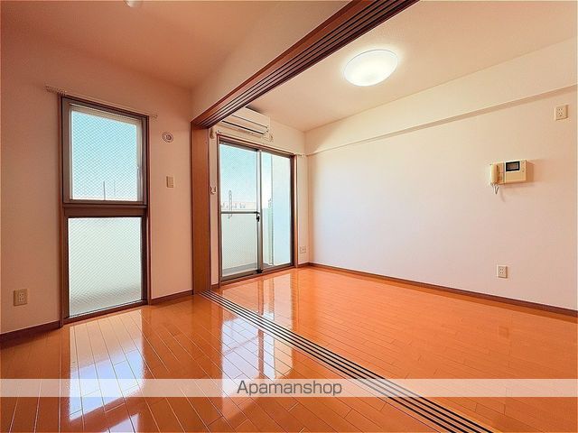 エルスタンザ子平町の内装写真